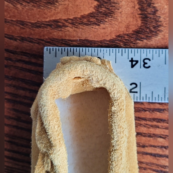 2 /$15. Children's Moccasins Yukon Gold Suede Leather Handmade with Insole - Picture 7 of 9